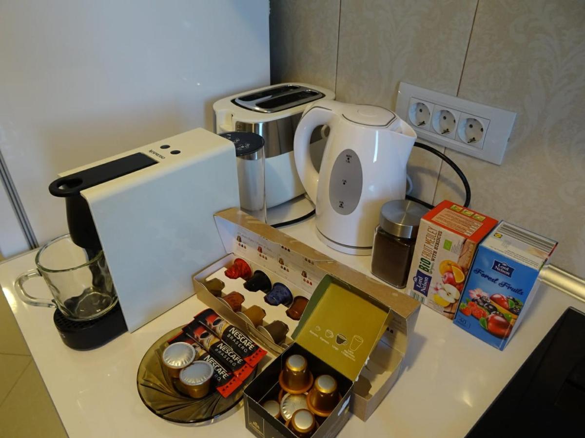 Carla'S Apart Palas-Hala Centrala 1 Bedroom, Airport Shuttle Jassy Zewnętrze zdjęcie