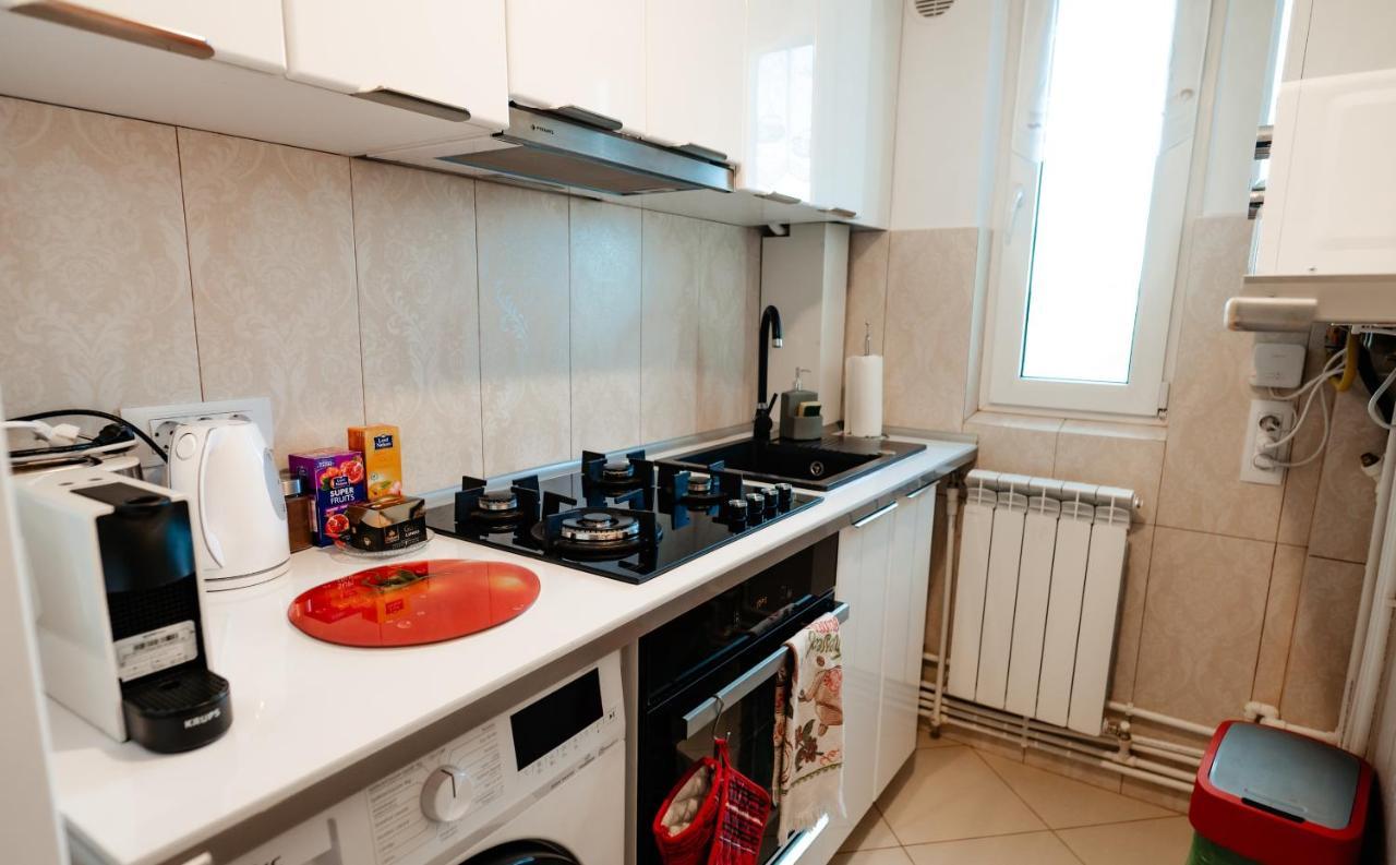 Carla'S Apart Palas-Hala Centrala 1 Bedroom, Airport Shuttle Jassy Zewnętrze zdjęcie