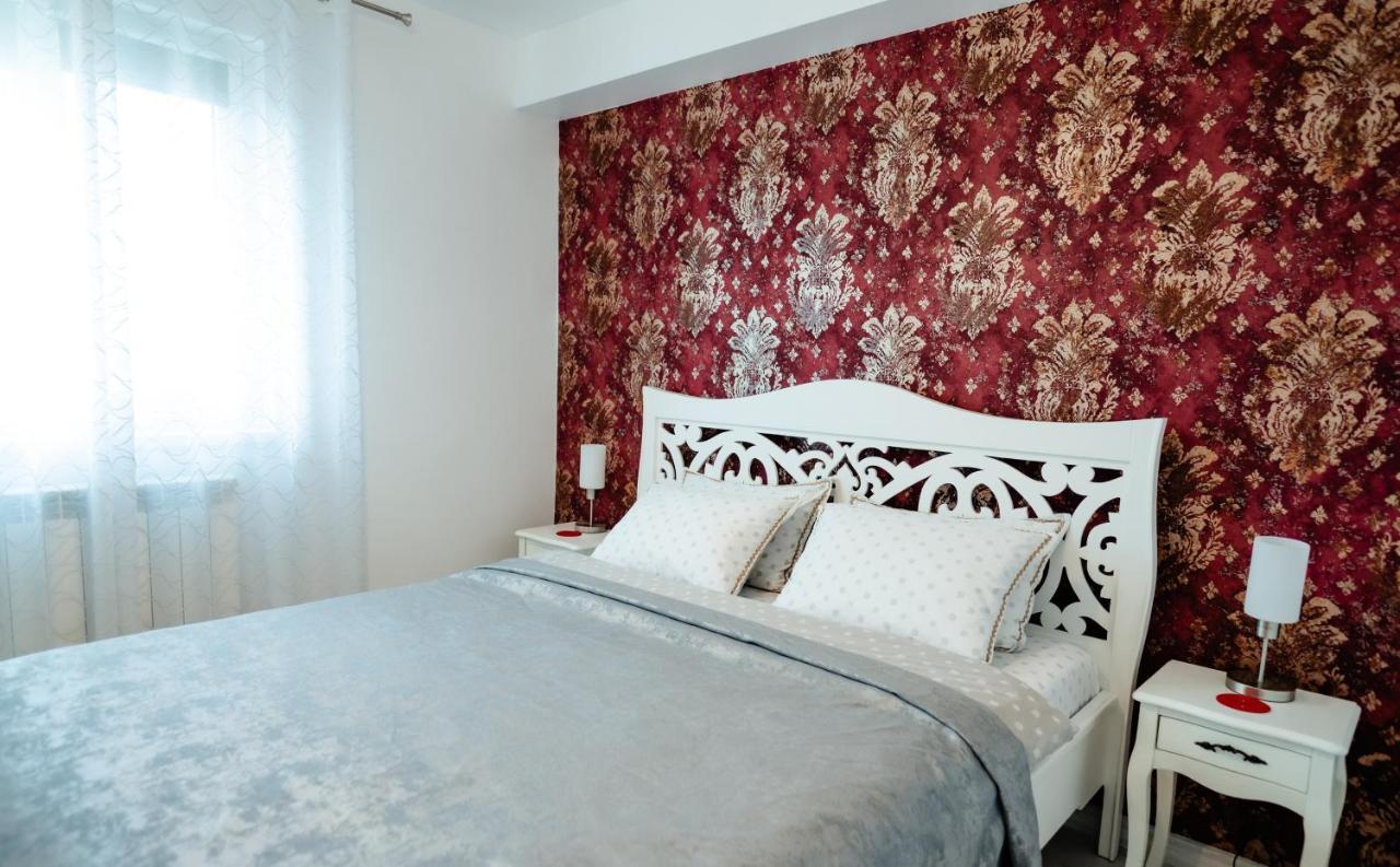 Carla'S Apart Palas-Hala Centrala 1 Bedroom, Airport Shuttle Jassy Zewnętrze zdjęcie